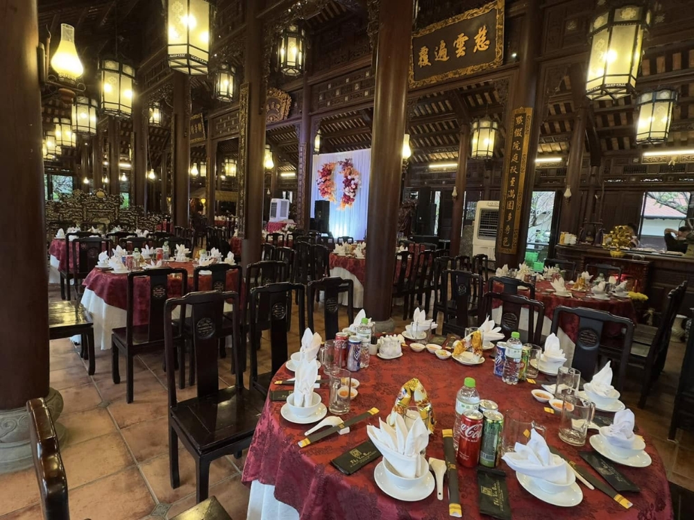 Địa chỉ nhà hàng ở đâu?